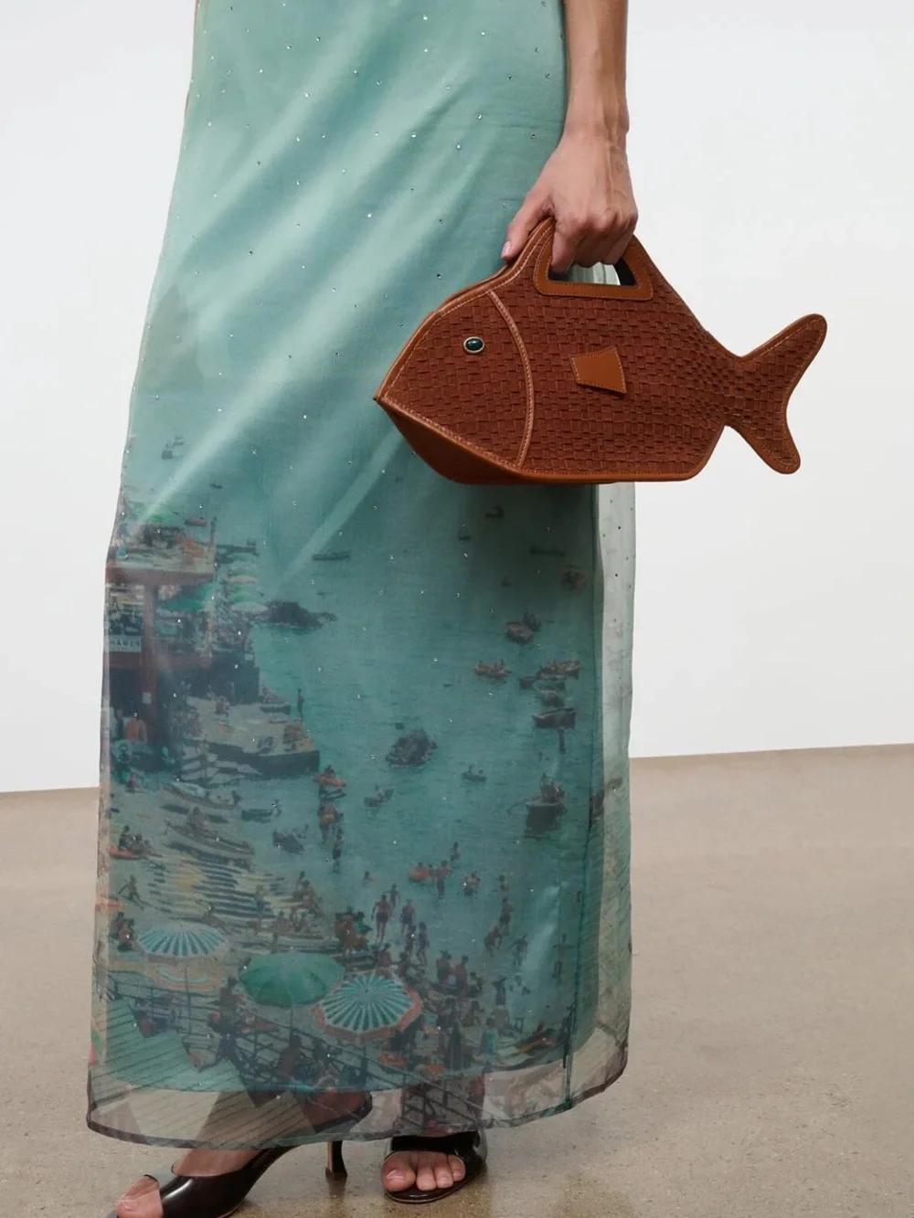 Staud Cleo Fish Bag in Tabac